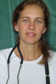 Dr.Veronica Wak